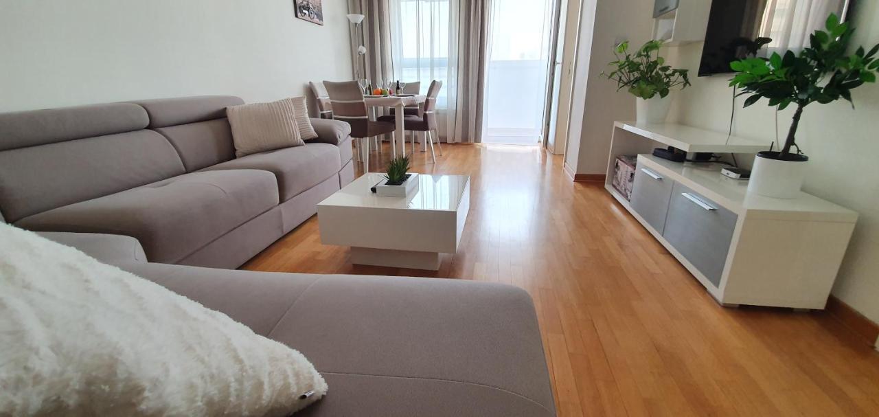 Royal Apartment Belvill Belgrad Exteriör bild