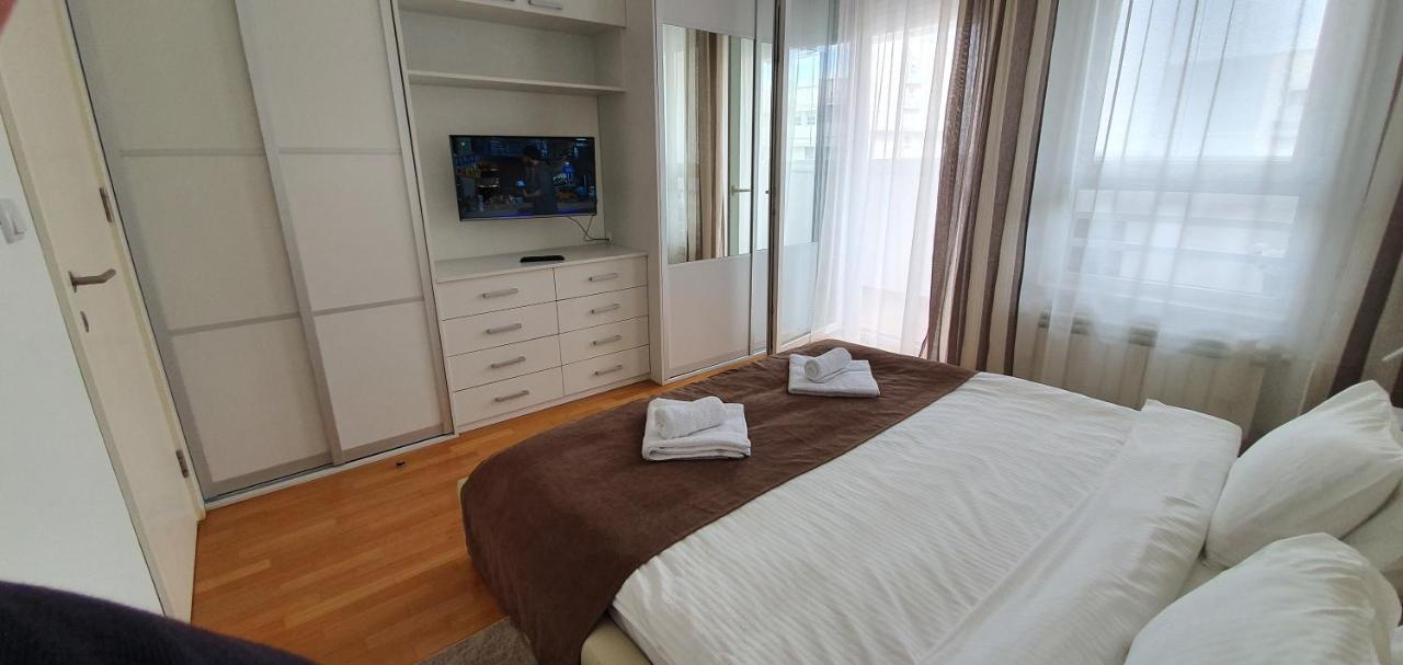 Royal Apartment Belvill Belgrad Exteriör bild