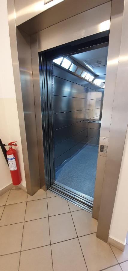 Royal Apartment Belvill Belgrad Exteriör bild