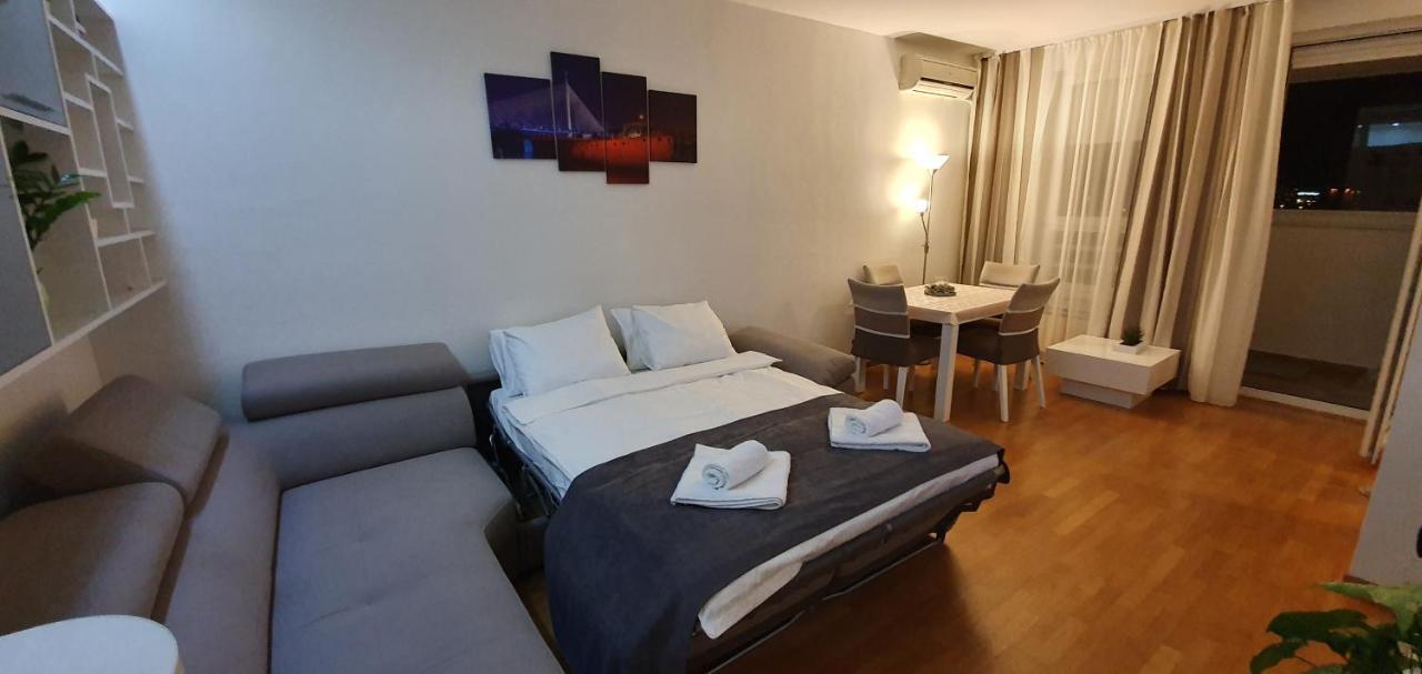 Royal Apartment Belvill Belgrad Exteriör bild